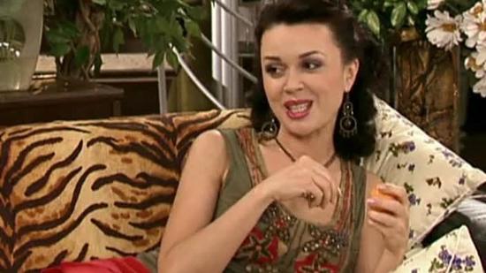 Смотреть онлайн сериал Моя прекрасная няня 6 сезон 108