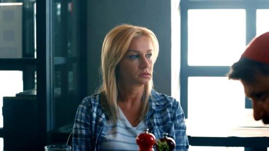 Смотреть онлайн сериал Девочки не сдаются 1 сезон 12 серия