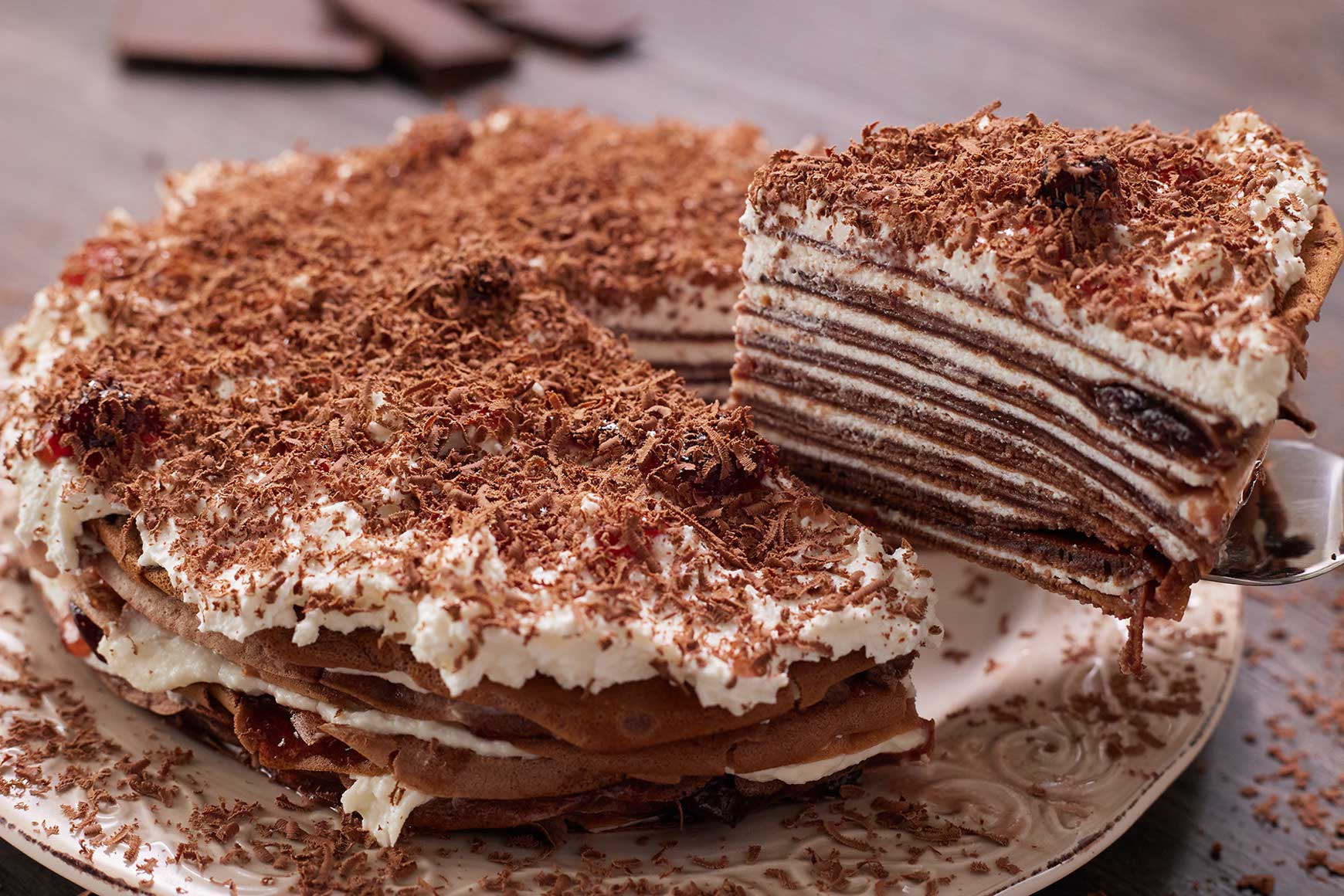 Бисквитный шоколадно-вишневый торт – пошаговый рецепт приготовления с фото