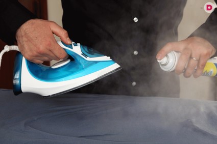 Как удалить пятно от утюга на ткани