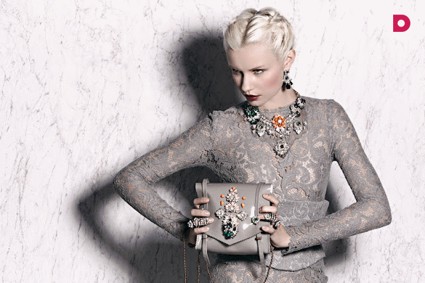 Кружево и сетка – модные тенденции лета 2012