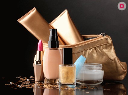 Дама сдавала в багаж: косметика для путешествий