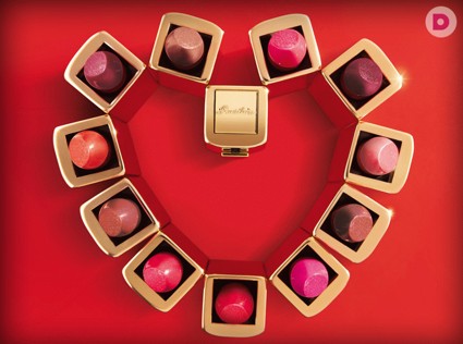 Модный макияж губ: новые блески, помады и даже маркер