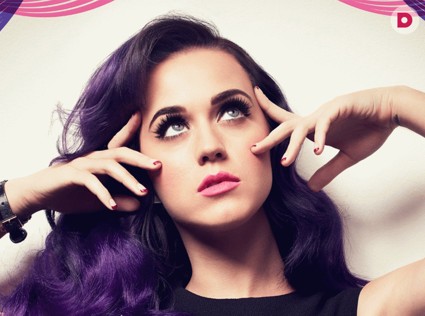 Прическа с цветными прядями: смело и модно