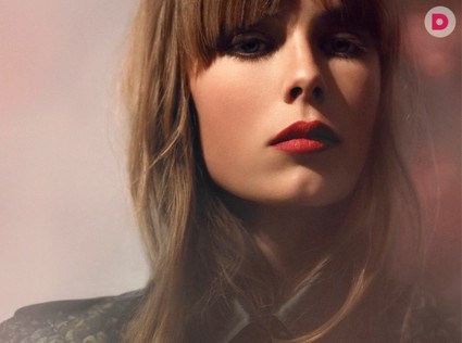 Весенние коллекции макияжа 2013: Burberry Beauty