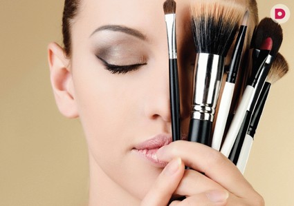 Макияж при «нависающем» веке