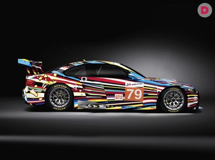 Наклейки на авто. Что и как клеят на кузов? 