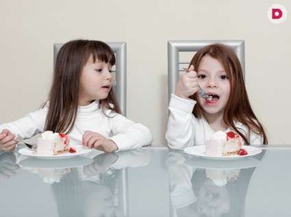 Детская зависть: как реагировать?