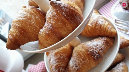 Вкусные круассаны с оригинальными начинками: рецепты приготовления