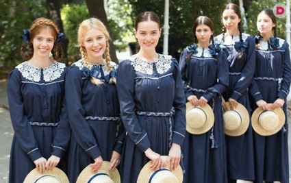 Выпускница года: Фахрие Эвджен получила диплом!