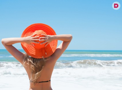 Волна набегает, клокочет прибой…