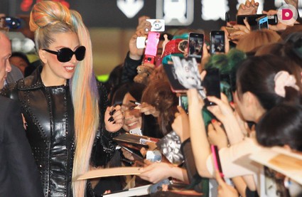 Леди Гага: Королева эпатажа