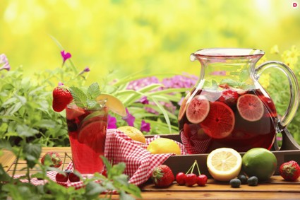 Отдых на даче: готовим вкусные коктейли 