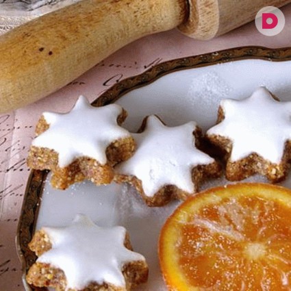 Новогодние поделки с ребенком: шарики и гирлянды