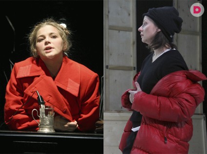 Пять Женщин на сцене