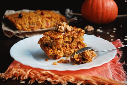 Запеченная овсяная каша с тыквой и клюквой