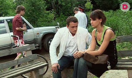 «Победный ветер, ясный день»: супергерой, девушка и бриллианты