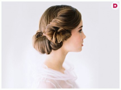 Прическа в греческом стиле