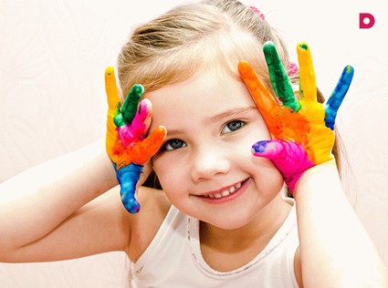 Как вывести пятна на детской одежде?