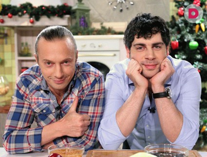 Ведущие «Домашнего» готовятся к году змеи!