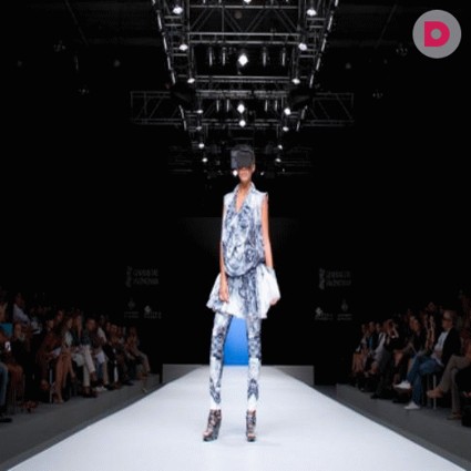 Milan Fashion Week: яркость, женственность, сексуальность