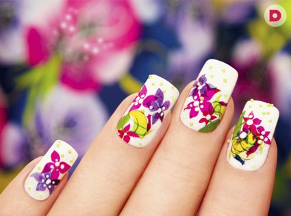 Цветочная симфония или как нарисовать цветы на ногтях