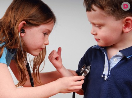 Болеют все! Как пережить период обострения простуд у детей