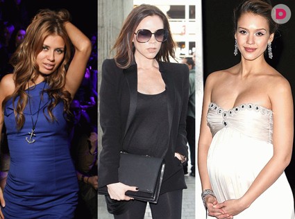 Как одеваются звезды во время беременности?