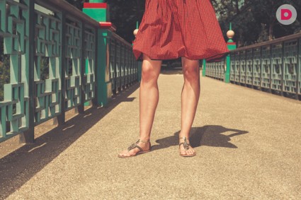 Как и с чем носить сандалии?