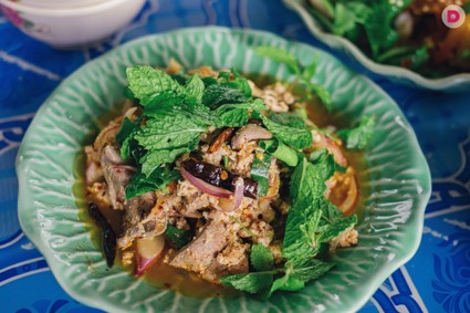 На радость мясоедам: салат из свинины