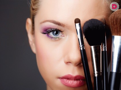 Учимся делать макияж глаз