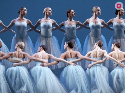 Апрель в пуантах