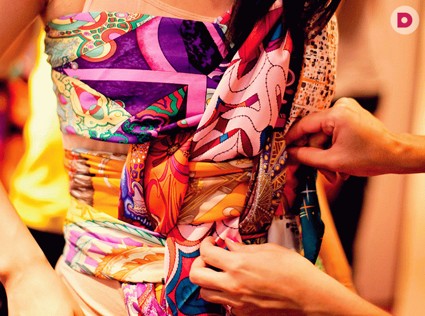 Платки всех форм, цветов и размеров – как носить?