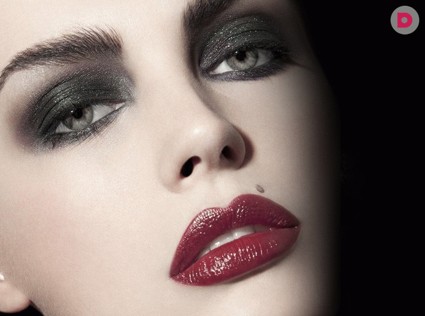 Видеоурок: макияж с блестками