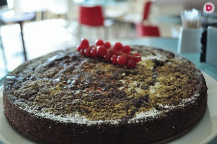 Как испечь бисквитный корж