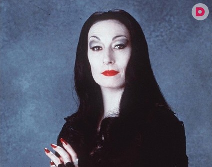 Как сделать красивый готический макияж