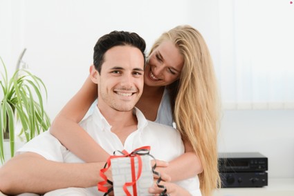 Как поздравить супруга с днем рождения