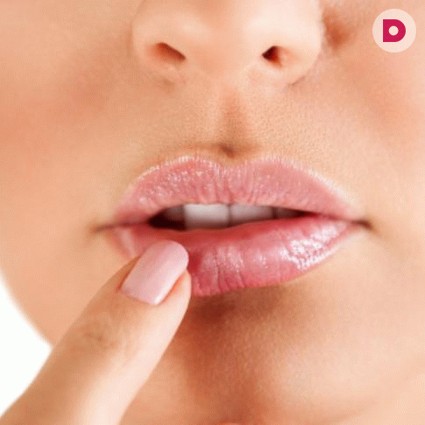 Как убрать опухоль с губы