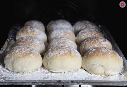 Как испечь мягкие булочки