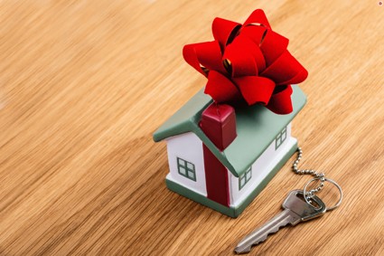 Выбор подарка на новоселье