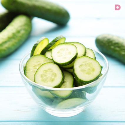 Летний витаминный салат из огурцов